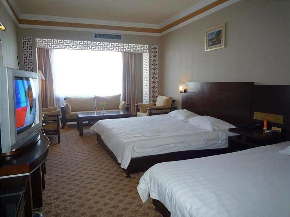 Guilin Lifeng Hotel מראה חיצוני תמונה